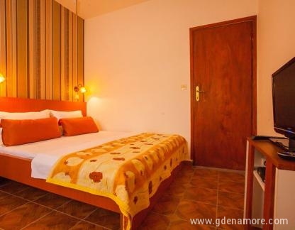 apartmani, , частни квартири в града Dobre Vode, Черна Гора