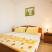 Apartmani-Vila Taida- NEVJEROVATNO SNIZENJE OD 70% U JUNU! REZERVACIJE U TOKU !!!!!, STUDIO SA BALKONOM  I POGLEDOM NA PLANINU ( 2 OSOBE), privatni smeštaj u mestu Dobre Vode, Crna Gora